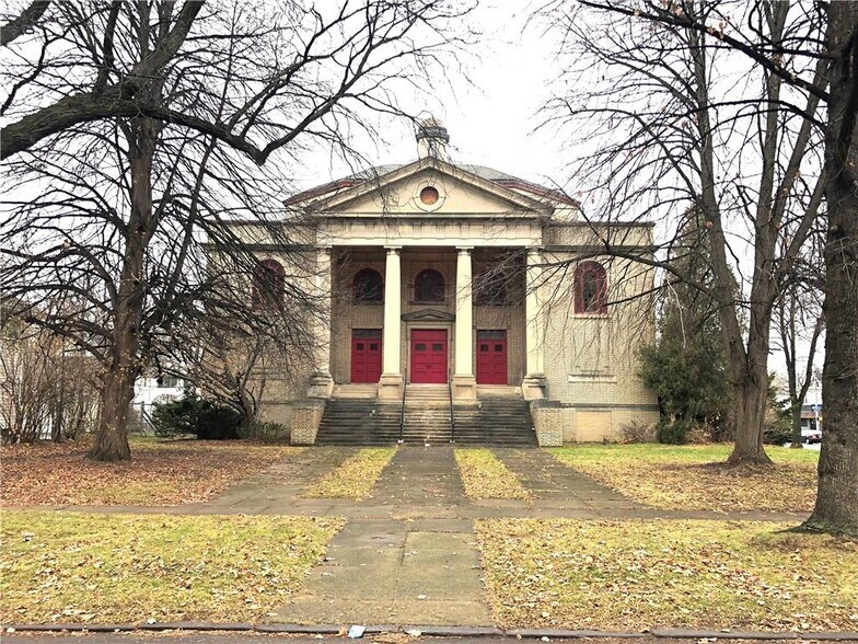 More Photos Of 1261 Dewey Ave, Rochester Religious Facility For Sale