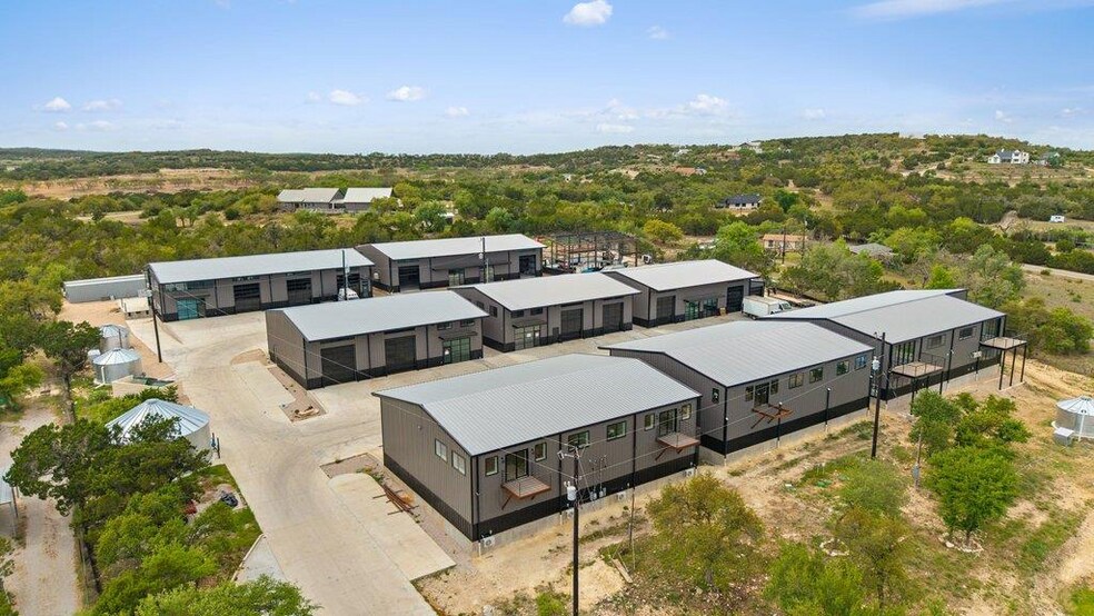 More Photos Of 451 Farrell Rd, Dripping Springs Light Distribution For Sale