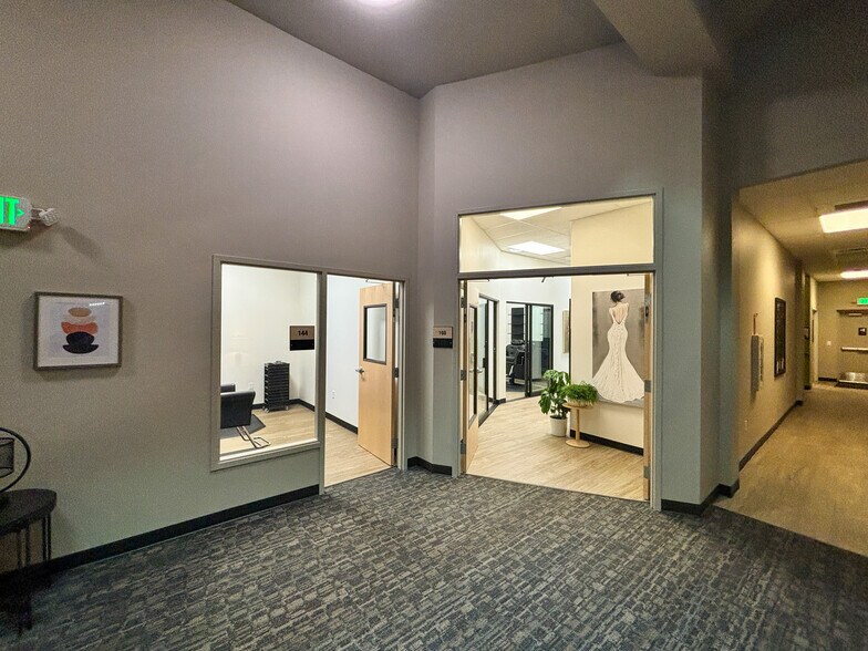 More Photos Of 223 Commercial St NE, Salem Storefront Retail Office For Lease