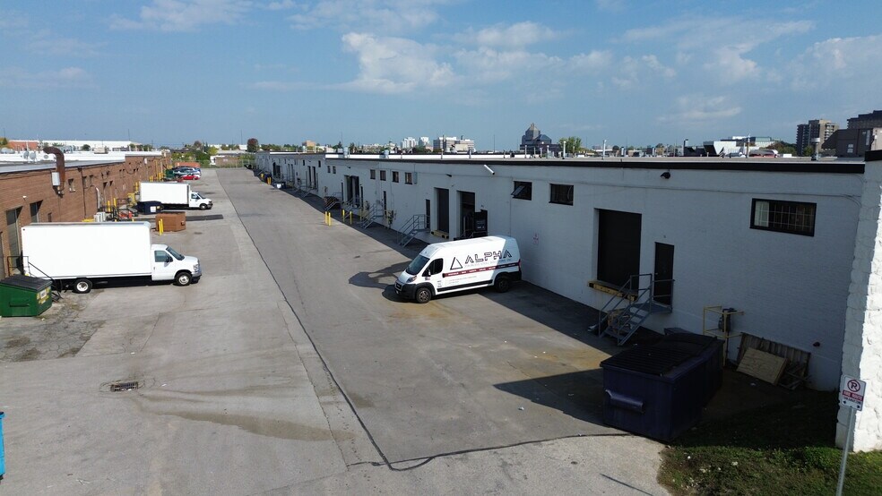 More Photos Of 1990 Ellesmere Rd, Toronto Warehouse For Lease