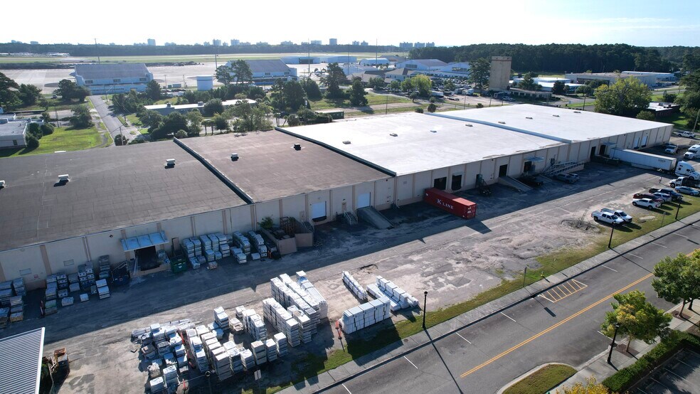 More Photos Of 1131 Shine Ave, Myrtle Beach Warehouse For Lease