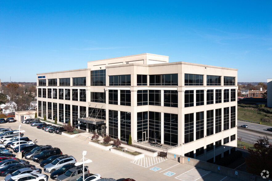 Primary Photo Of 4030 Smith Rd, Cincinnati Office For Lease