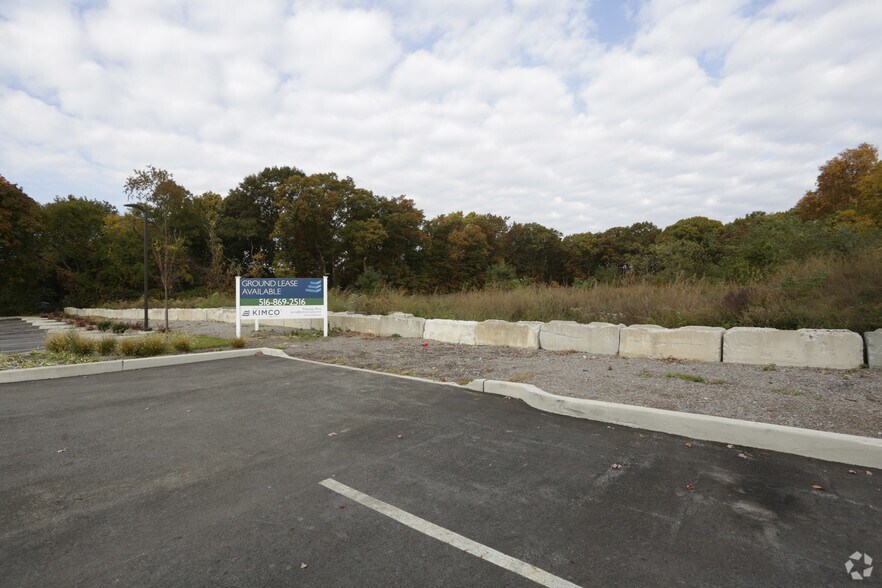 More Photos Of 4005 Jericho Tpke, East Northport Land For Lease