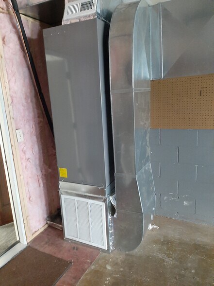 More Photos Of 2 Crane Park Dr, Wilbraham Medical For Lease