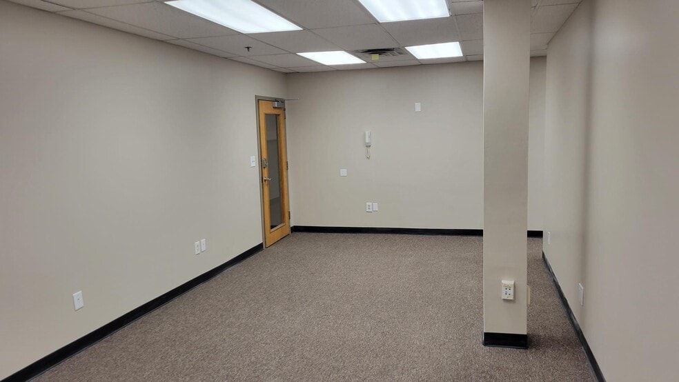 More Photos Of 310 Passaic Ave, Fairfield Office For Sale