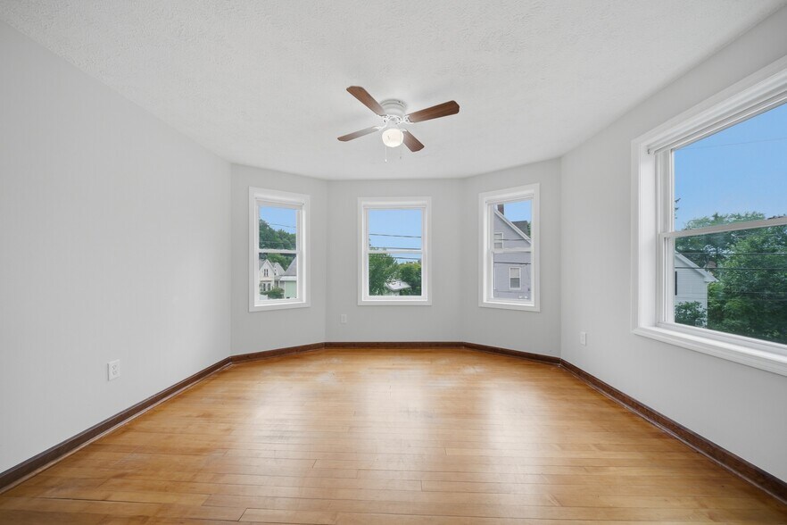 More Photos Of 61 B St, Manchester Multifamily For Sale