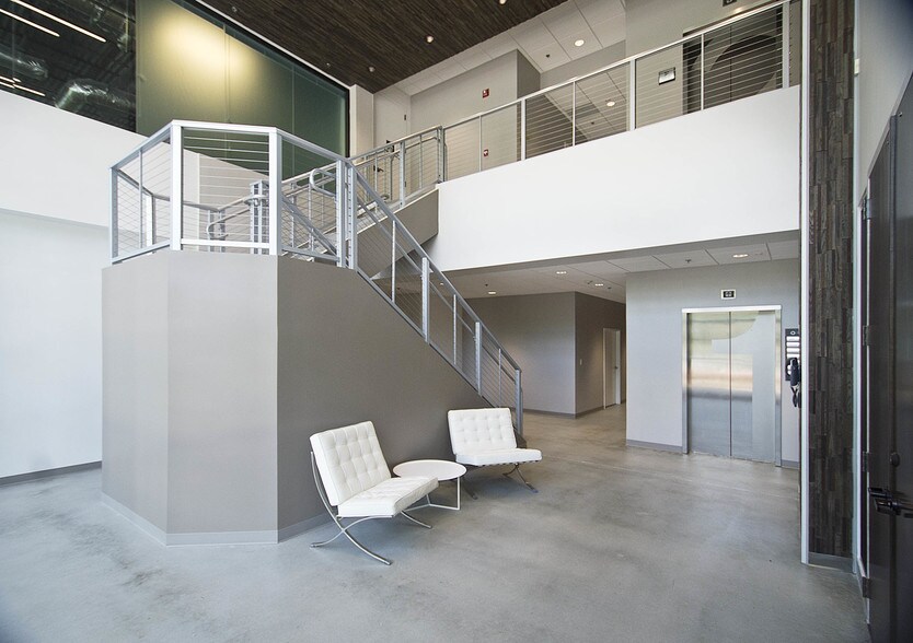 More Photos Of 3567 Parkway Ln, Norcross Unknown For Lease