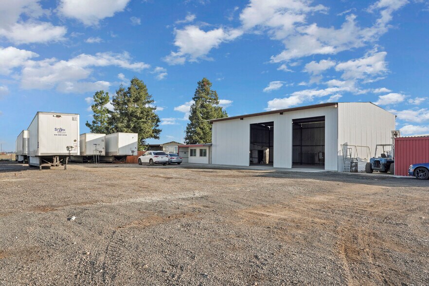 More Photos Of 10150 Mingo Rd, Galt Warehouse For Lease