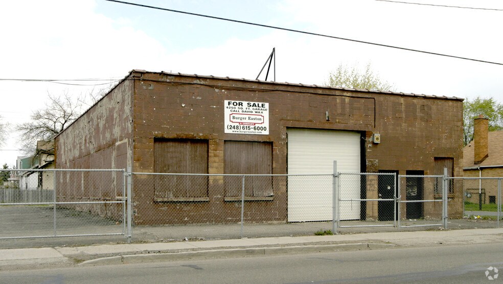 Primary Photo Of 2431 E McNichols Rd, Detroit Warehouse For Sale