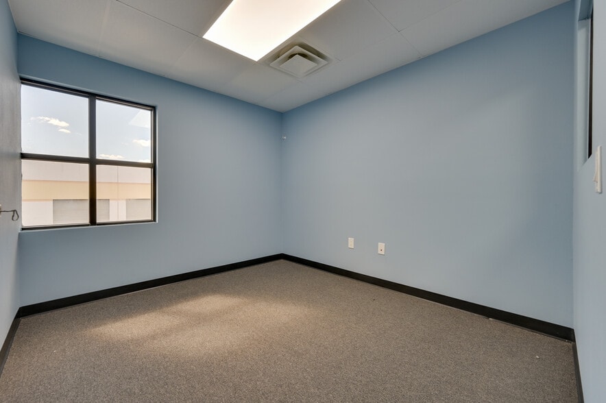 More Photos Of 5190 Arville St, Las Vegas Manufacturing For Sale