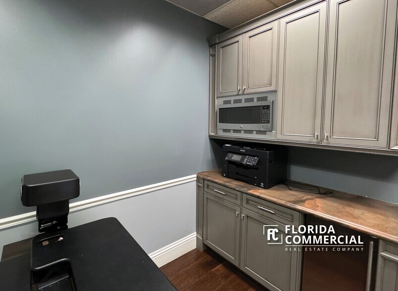 More Photos Of 4189-4257 SW High Meadows Ave, Palm City Office For Sale