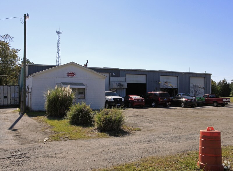 Primary Photo Of 3915 Savannah Hwy, Johns Island Service For Lease