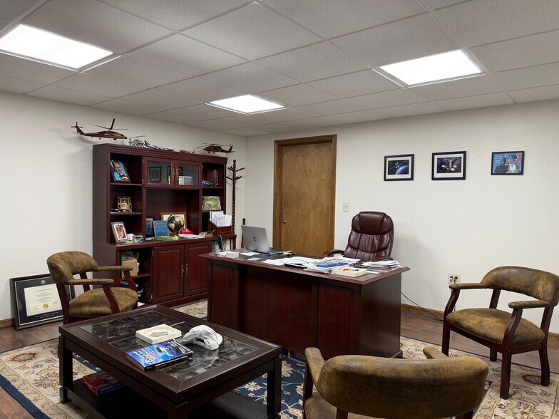 More Photos Of 7 Industrial Rd, Windsor Locks Warehouse For Sale