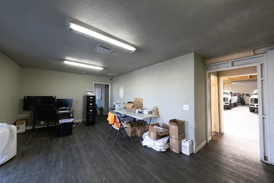 More Photos Of 7200-7240 Adams St & Texaco Ave, Paramount Warehouse For Sale