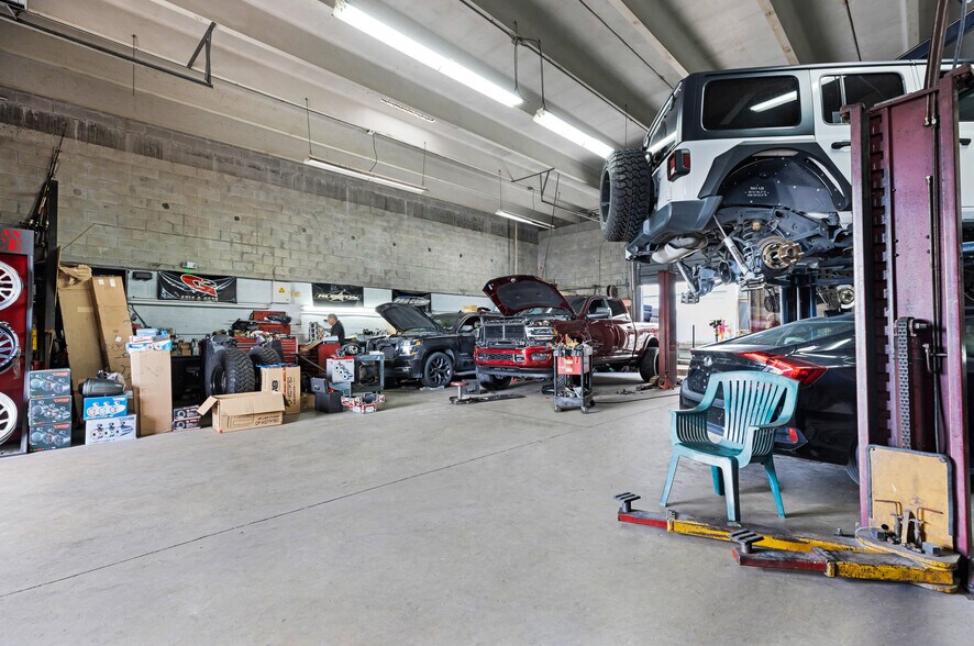 More Photos Of 2760 W 3rd Ave, Hialeah Warehouse For Sale