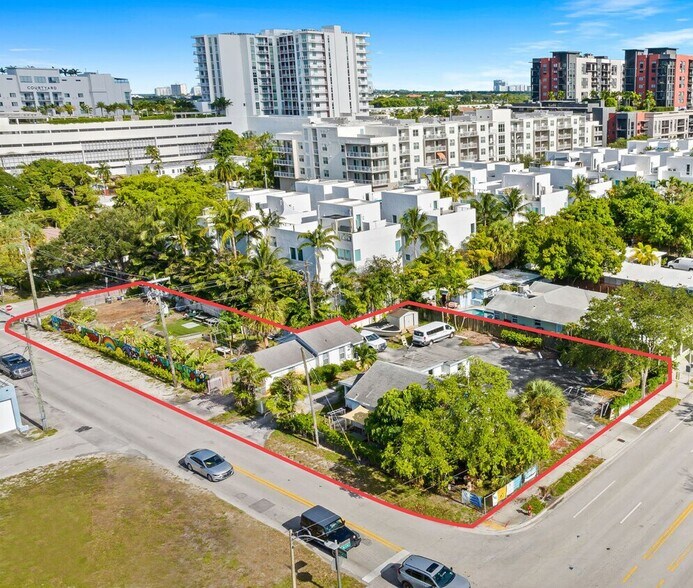 Primary Photo Of , Fort Lauderdale General Retail For Sale