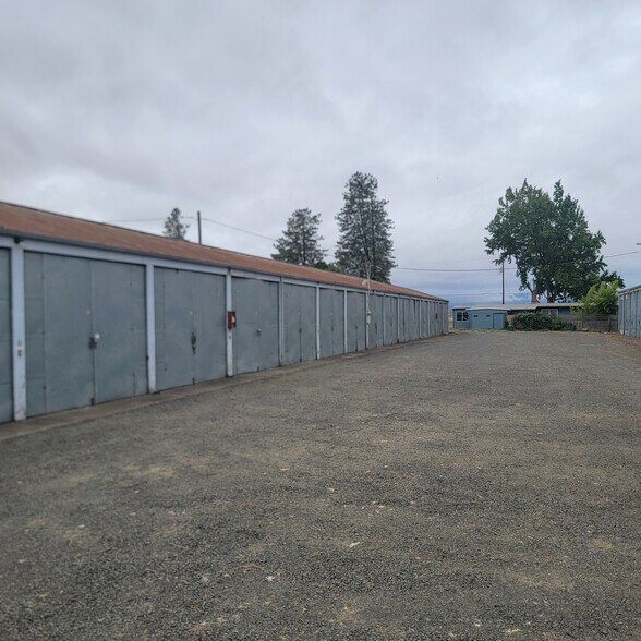 More Photos Of 4535 SE 3rd St, Corvallis Self Storage For Sale