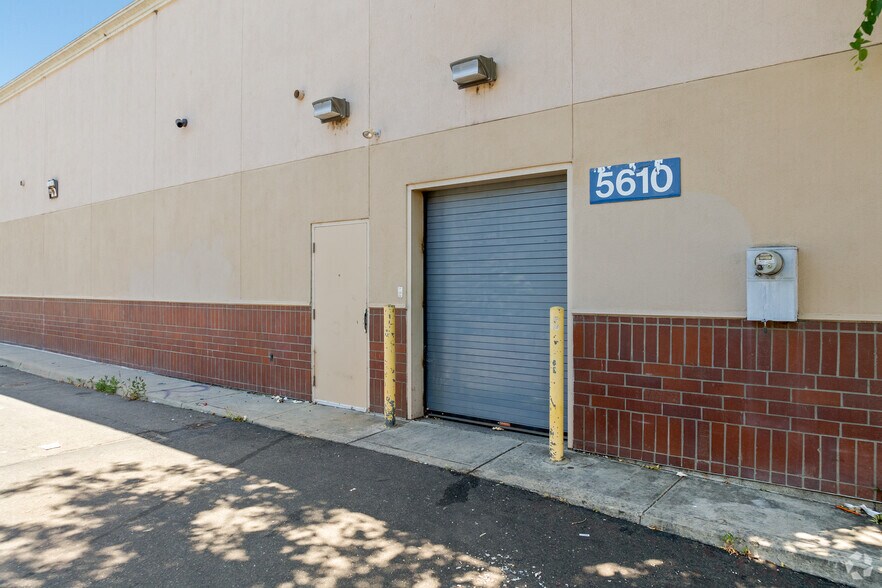 More Photos Of 5610 Stockton Blvd, Sacramento Freestanding For Sale