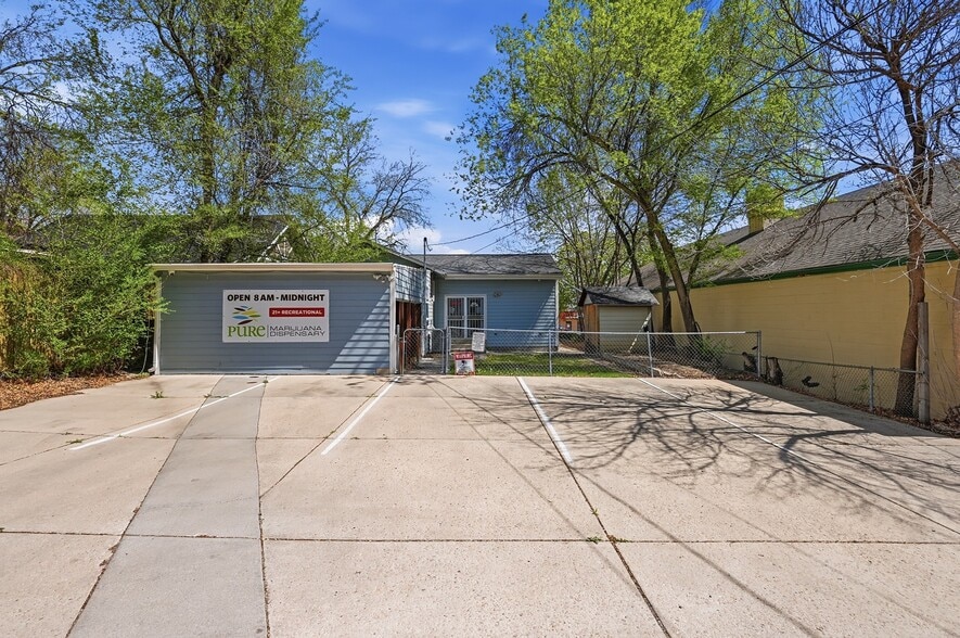 More Photos Of 2553 Sheridan Blvd, Edgewater Storefront Retail Office For Sale