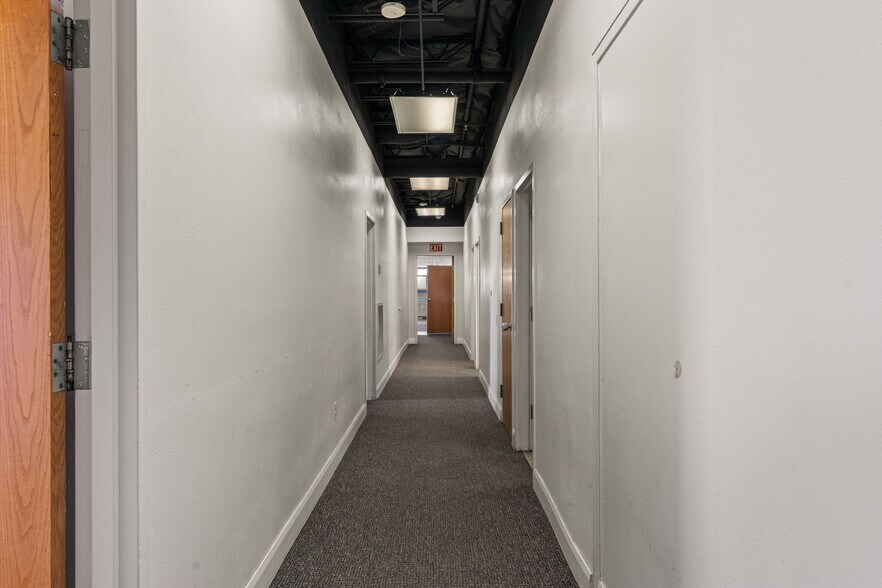 More Photos Of 120 E Altamira Dr, Cedar City Office Residential For Lease