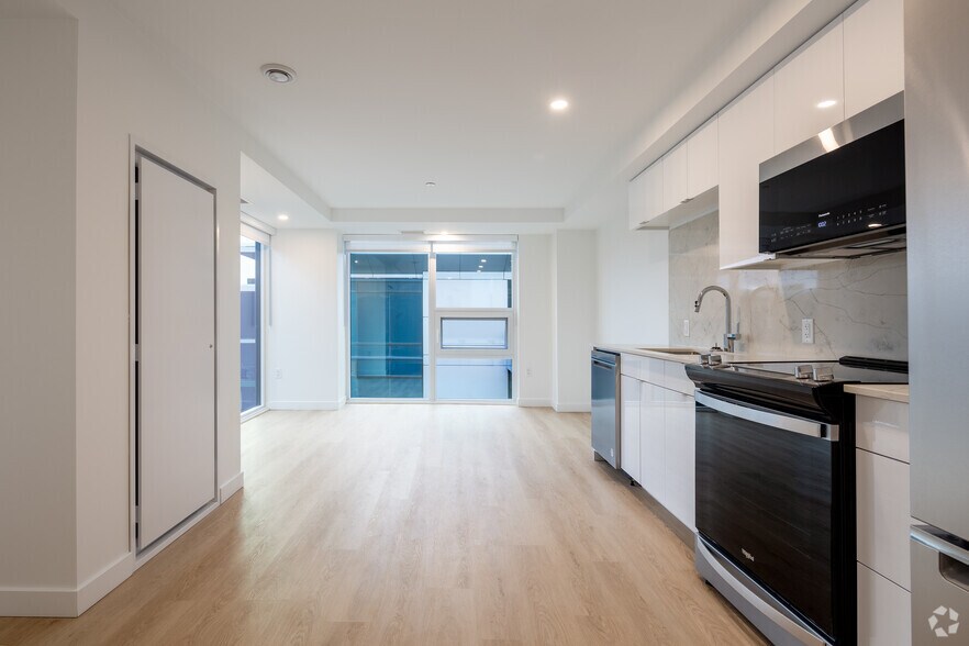 More Photos Of 1470 Queen St, Halifax Apartments For Lease