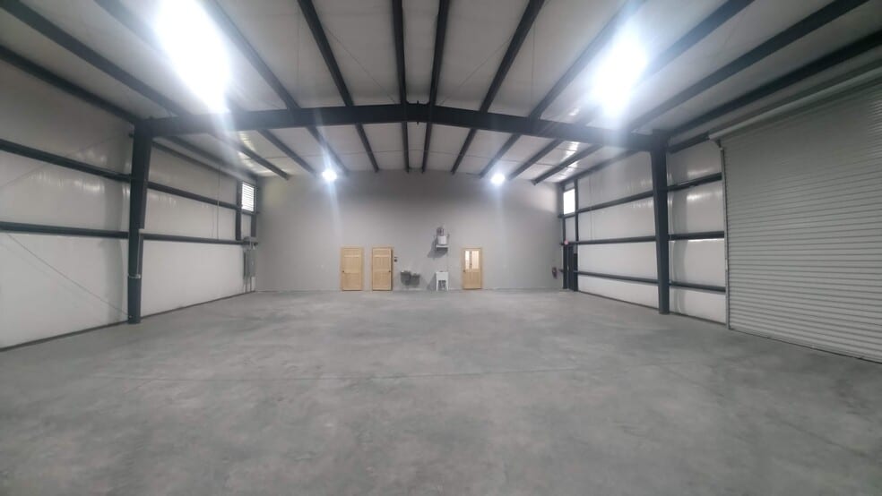 More Photos Of 4243 Halls Mill Road, Mobile Industrial For Lease