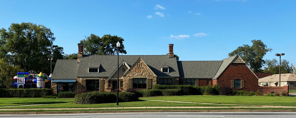 More Photos Of 2033 Wynnton Rd, Columbus Restaurant For Sale