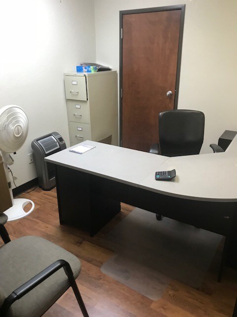 More Photos Of 11227 N Stemmons Fwy, Dallas Office Residential For Sale