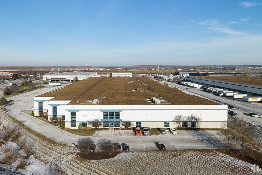 More Photos Of 13886-13890 Corporate Woods Trl, Bridgeton Distribution For Lease