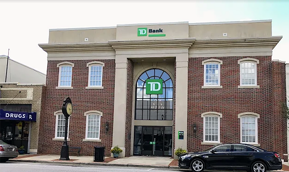 Primary Photo Of 307 N Main St, Marion Office For Sale