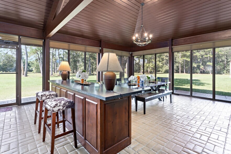 More Photos Of 15815 Highway 105, Sour Lake Specialty For Sale