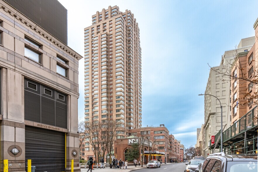 More Photos Of 360 W 50th St, New York Apartments For Sale