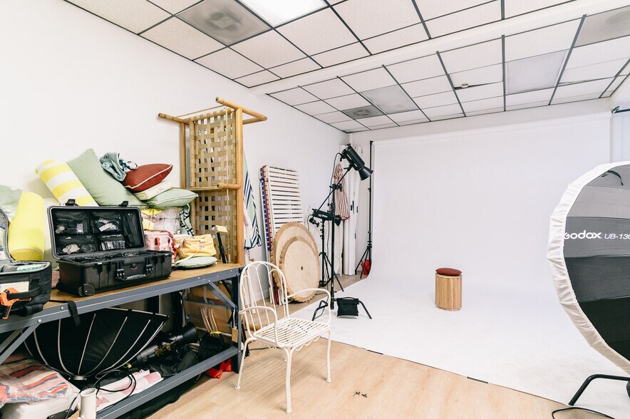 More Photos Of 19010 S Alameda St, Rancho Dominguez Distribution For Lease