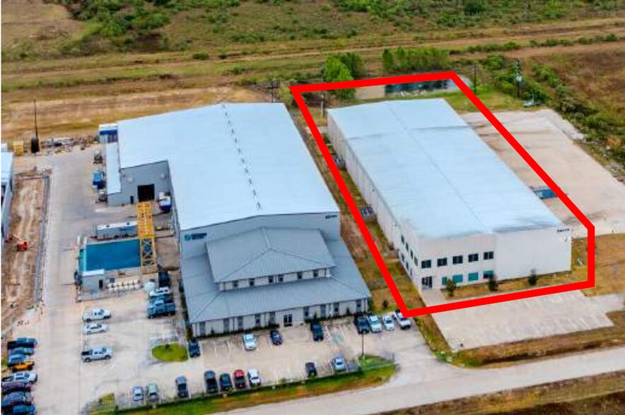 More Photos Of 25002 Clay Rd, Katy Warehouse For Lease