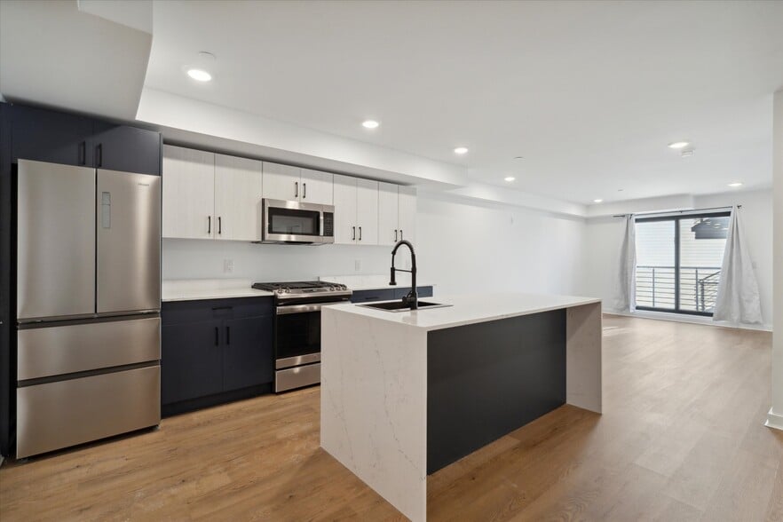 More Photos Of 1951 Point Breeze Ave, Philadelphia Apartments For Sale