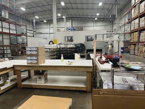 More Photos Of 7820 E Pleasant Valley Rd, Independence Loft Creative Space For Lease