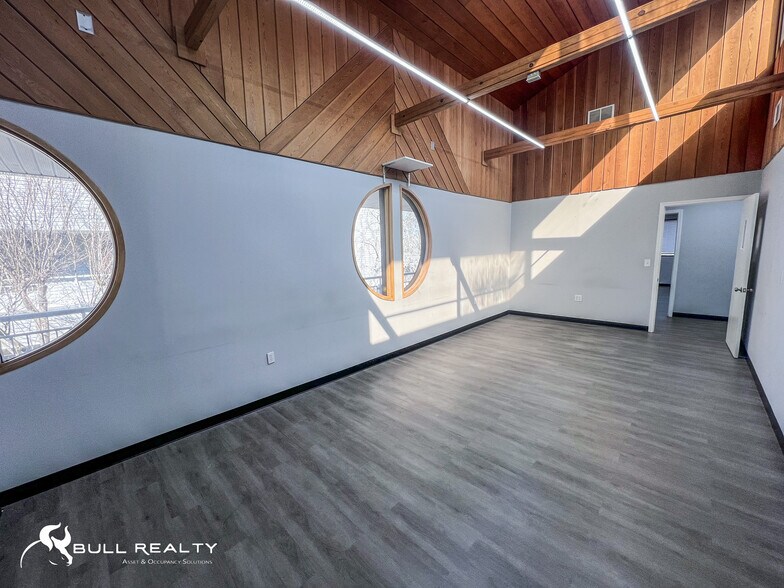 More Photos Of 6667 Vernon Woods Dr, Atlanta Medical For Lease