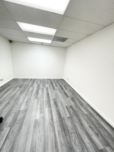 More Photos Of 430 S Garfield Ave, Alhambra Office For Sale