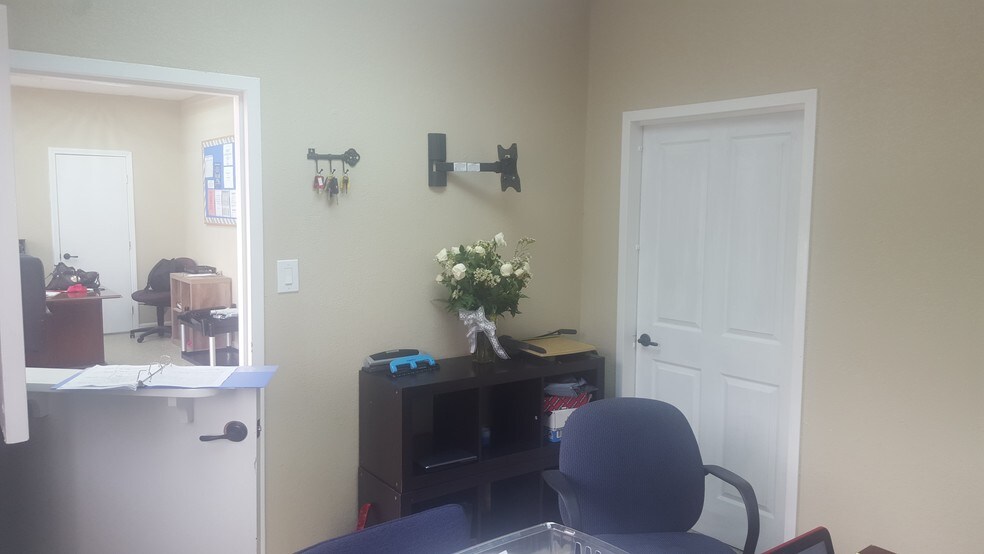 More Photos Of 2755 Flat Shoals Rd, College Park Daycare Center For Sale