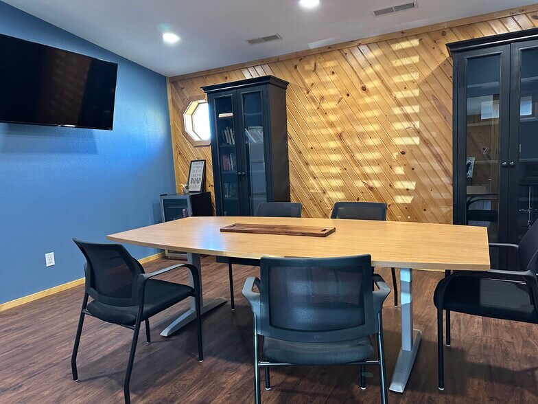 More Photos Of 2213 229th Pl, Ames Office For Lease