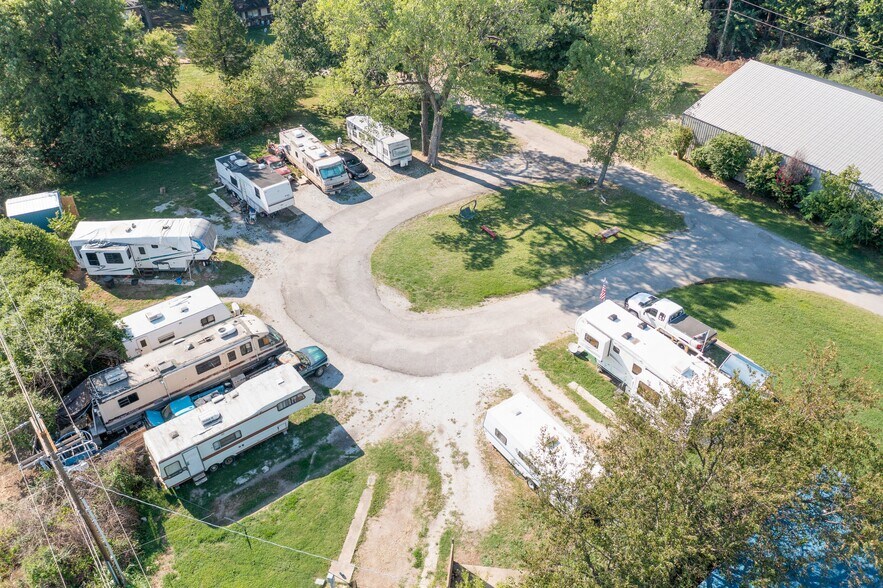 Primary Photo Of 2320 S Main St, Grove Multifamily For Sale