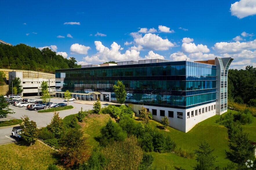 More Photos Of 3330 Preston Ridge Rd, Alpharetta Medical For Lease