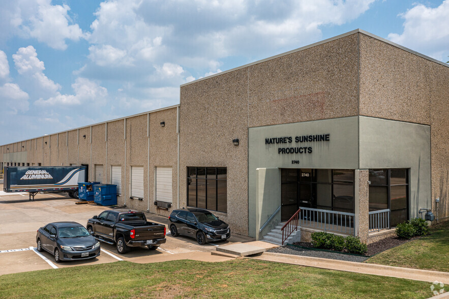 Primary Photo Of 2740-2760 Regency Dr, Grand Prairie Warehouse For Lease