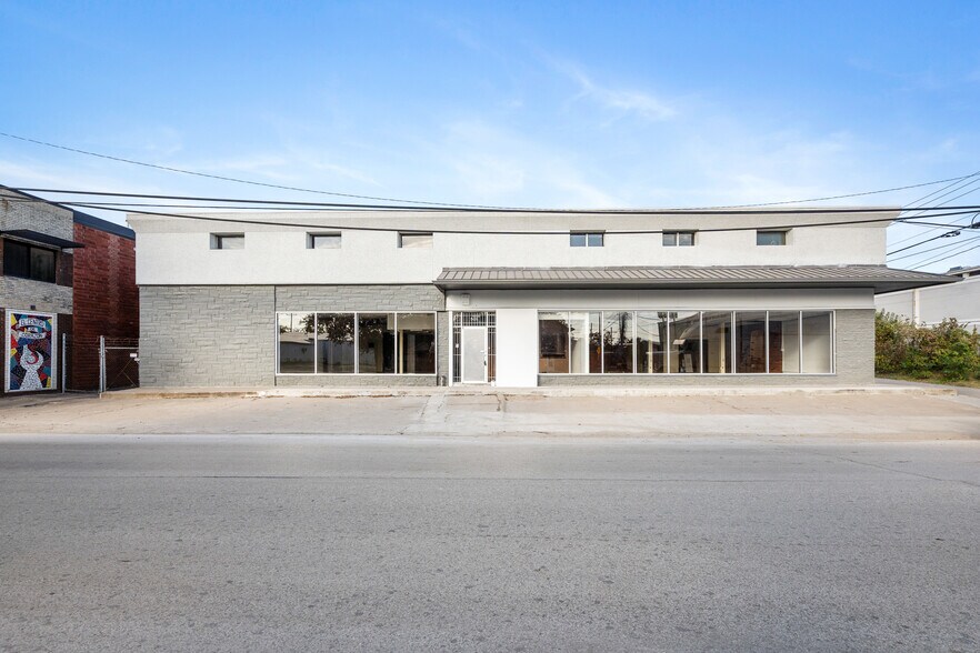 More Photos Of 5011 Navigation Blvd, Houston Warehouse For Lease