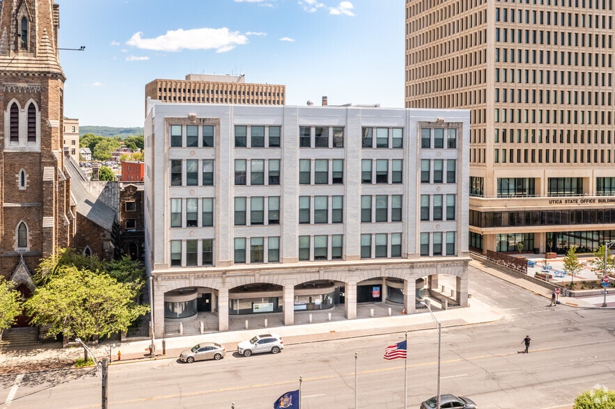 More Photos Of 195 Genesee St, Utica Apartments For Lease