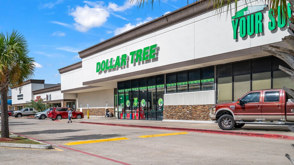 More Photos Of 3210-3354 E FM 528 Rd, Friendswood Unknown For Lease