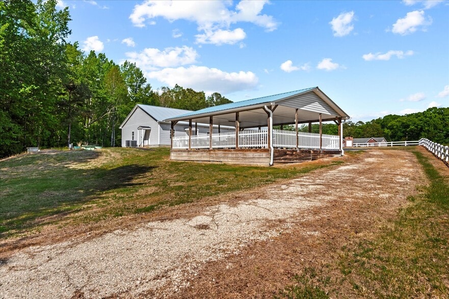 More Photos Of 22114 Carters Gate Rd, Ruther Glen Religious Facility For Sale