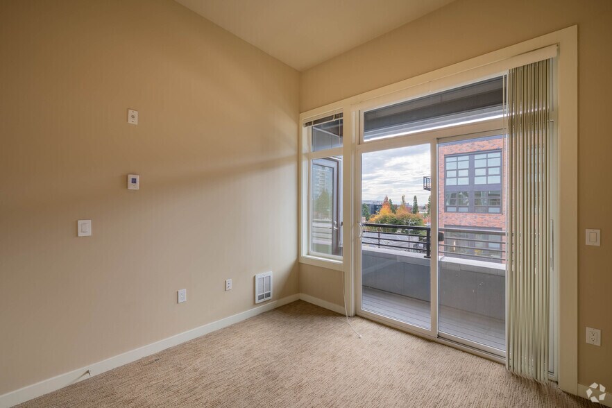 More Photos Of 954 E Union St, Seattle Apartments For Lease