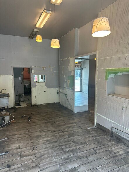 More Photos Of 722-724 Tenth Ave, New York Apartments For Lease