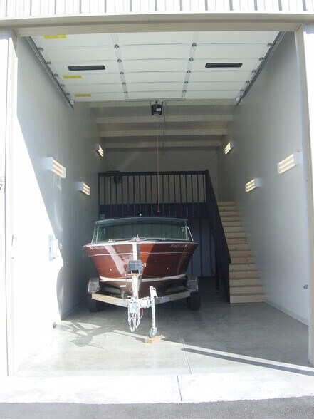 More Photos Of 4125 S Gekeler Ln, Boise Self Storage For Lease